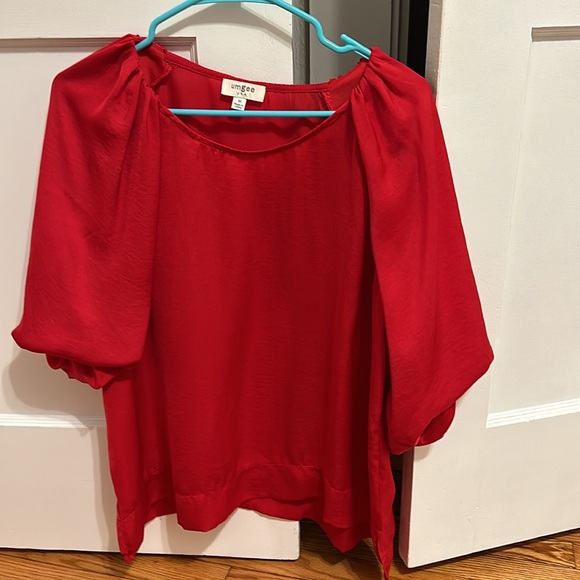 Red flowy top - Picture 2 of 2